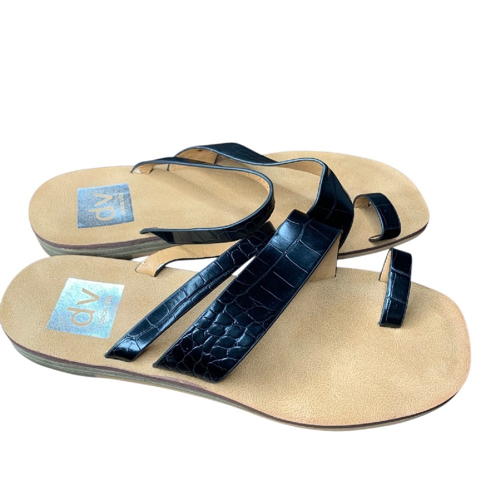 DV‎ Dolce Vita Lulu black faux croc  flip flop sandal. Size 5.5